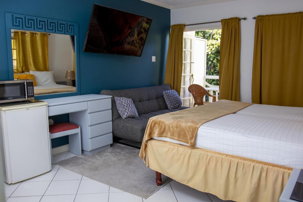 E 20 Mystic Ridge Ocho Rios Apartman Kültér fotó