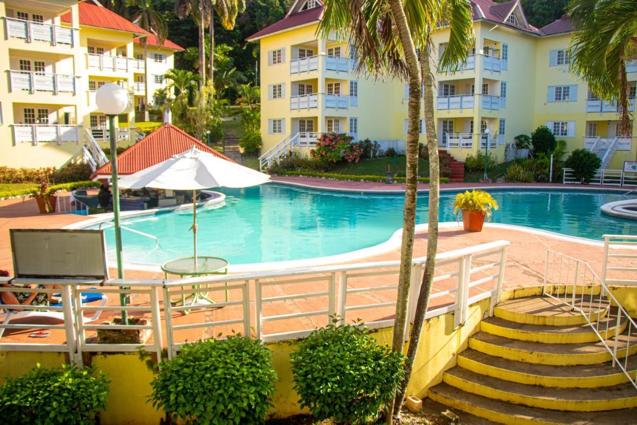 E 20 Mystic Ridge Ocho Rios Apartman Kültér fotó