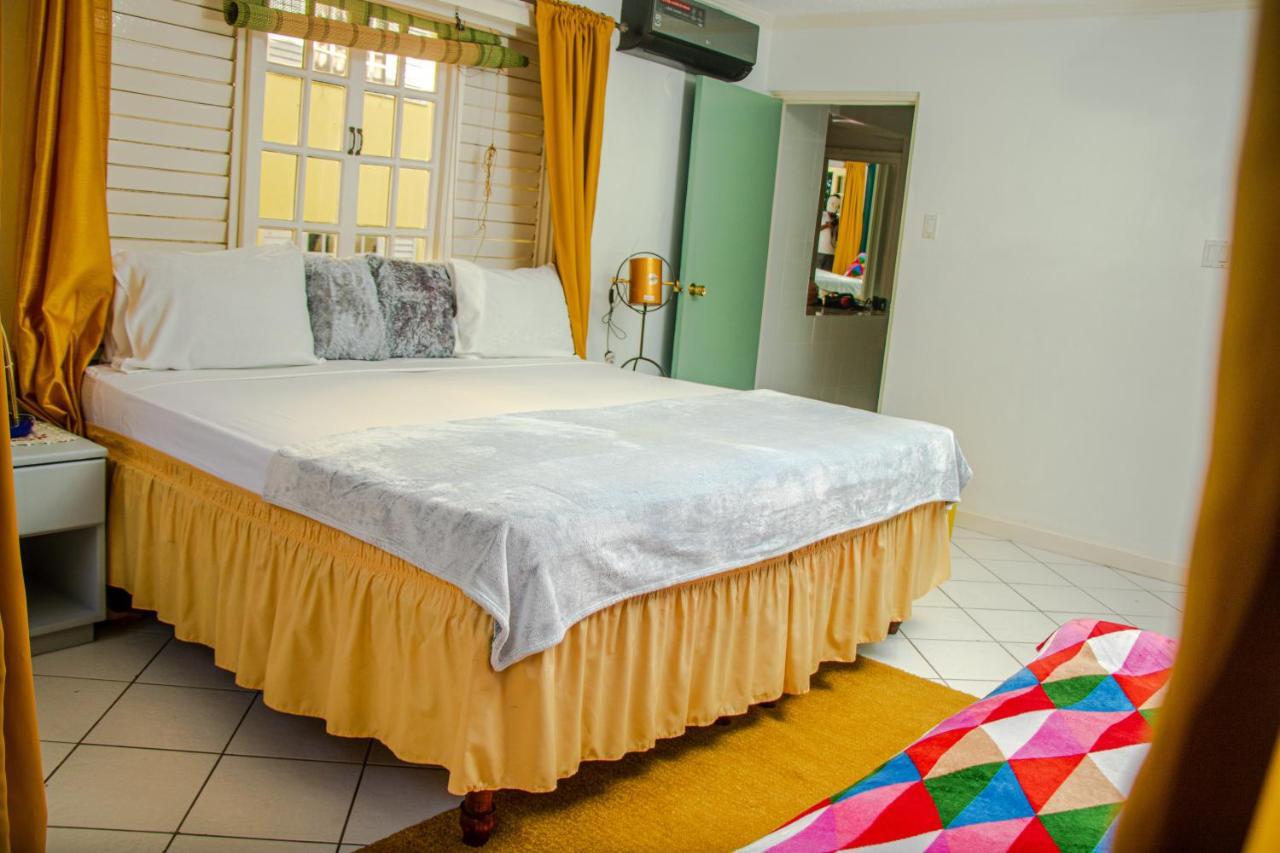 E 20 Mystic Ridge Ocho Rios Apartman Kültér fotó