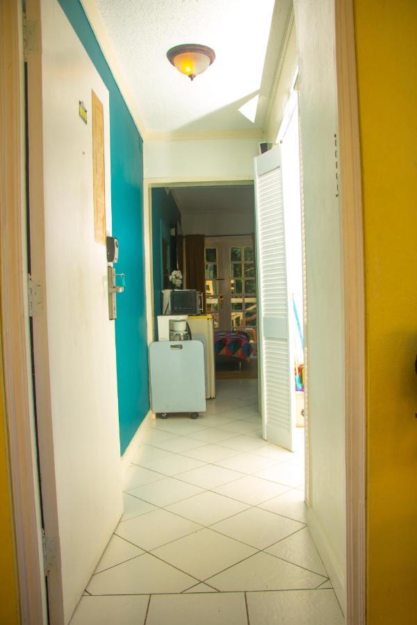 E 20 Mystic Ridge Ocho Rios Apartman Kültér fotó