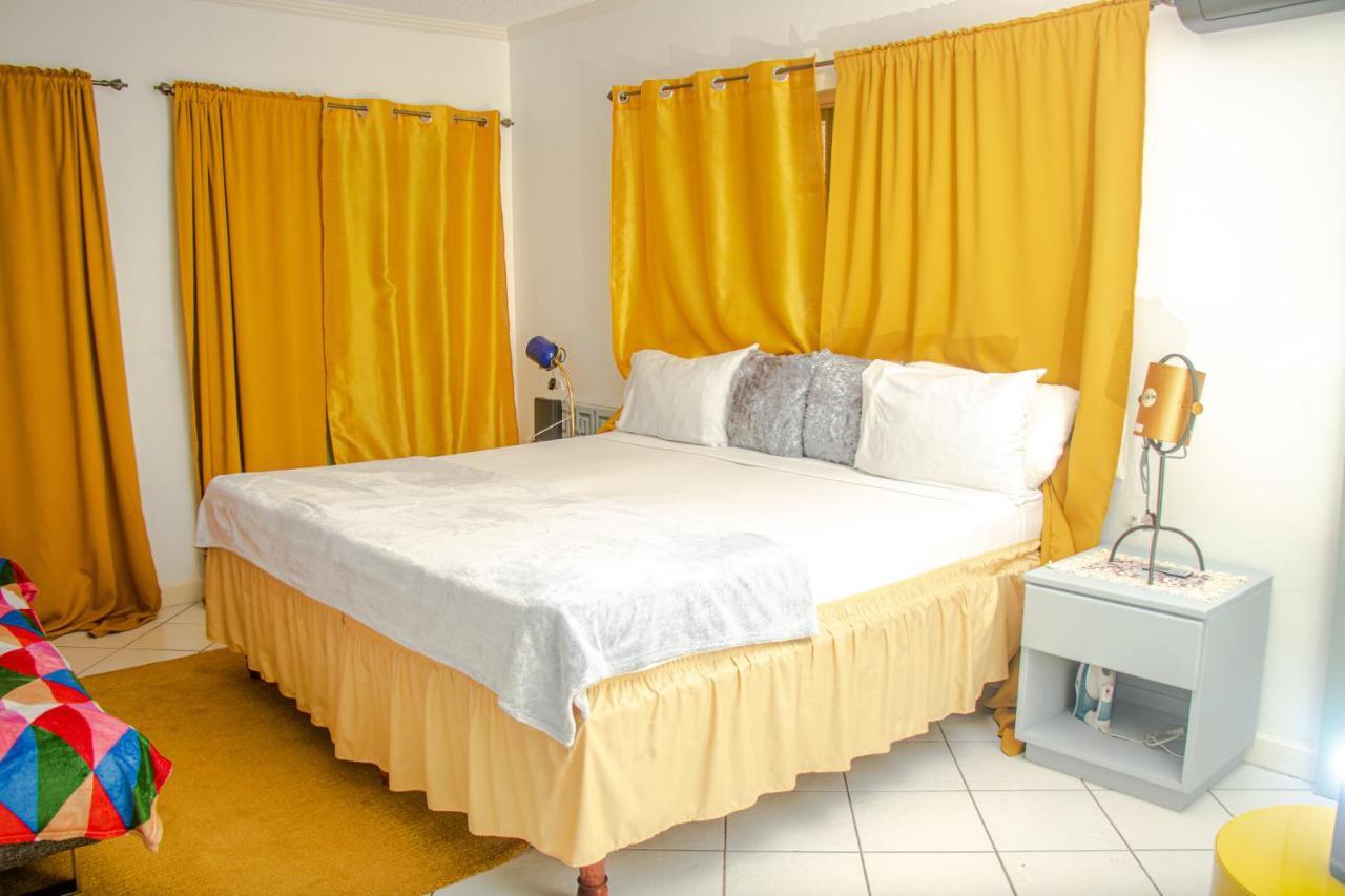 E 20 Mystic Ridge Ocho Rios Apartman Kültér fotó