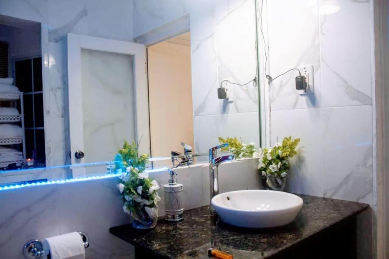 E 20 Mystic Ridge Ocho Rios Apartman Kültér fotó